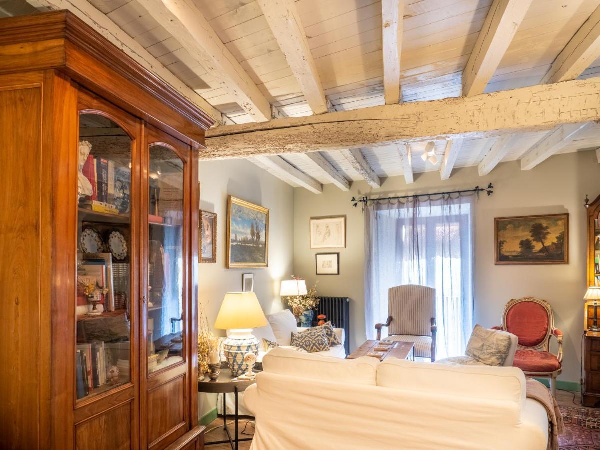 Encantadora Casa De Pueblo Con 5 Hab. En Burgos 桑托多明戈德锡洛斯 外观 照片