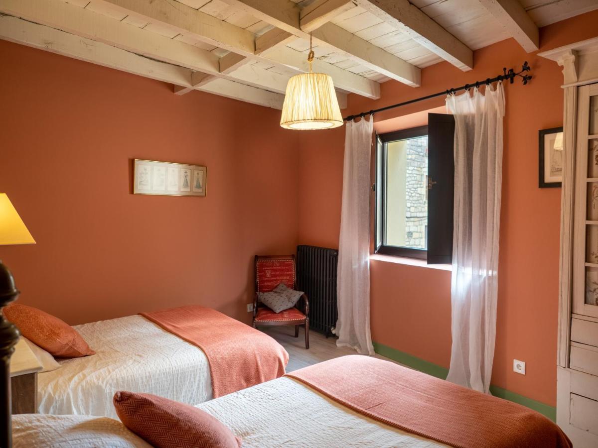 Encantadora Casa De Pueblo Con 5 Hab. En Burgos 桑托多明戈德锡洛斯 外观 照片