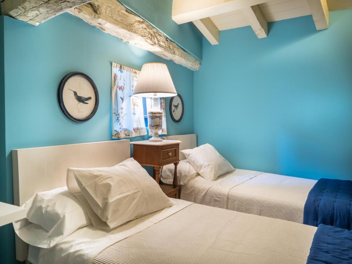 Encantadora Casa De Pueblo Con 5 Hab. En Burgos 桑托多明戈德锡洛斯 外观 照片