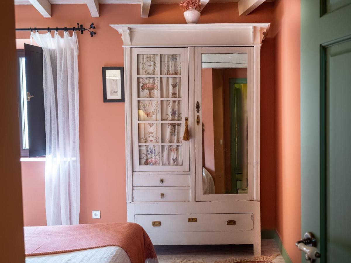 Encantadora Casa De Pueblo Con 5 Hab. En Burgos 桑托多明戈德锡洛斯 外观 照片