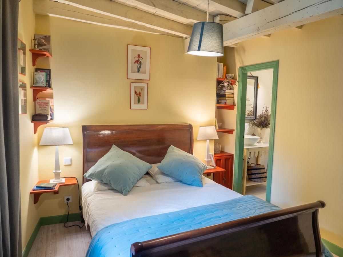 Encantadora Casa De Pueblo Con 5 Hab. En Burgos 桑托多明戈德锡洛斯 外观 照片