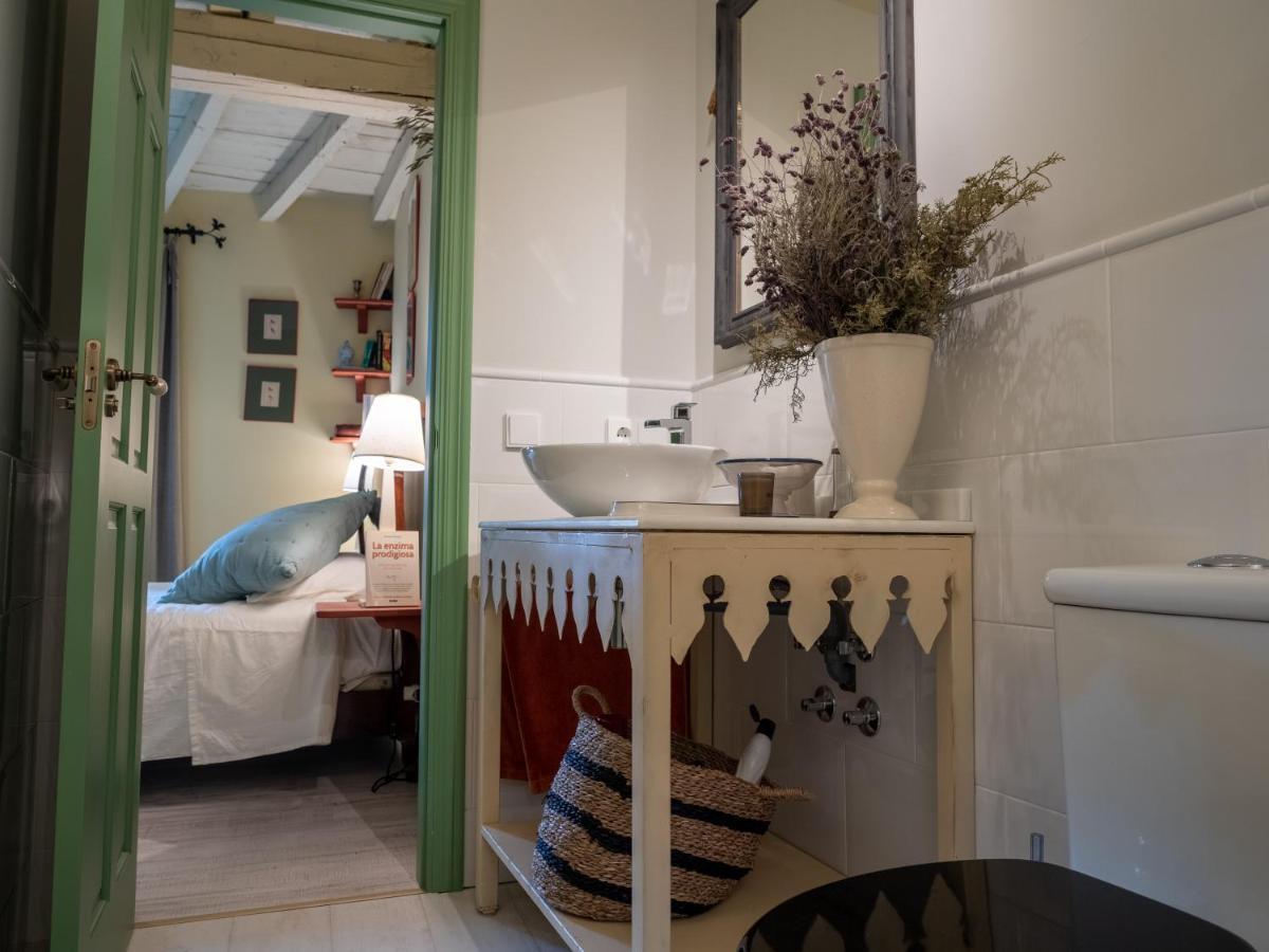 Encantadora Casa De Pueblo Con 5 Hab. En Burgos 桑托多明戈德锡洛斯 外观 照片